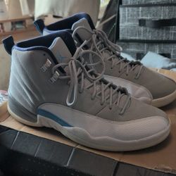 Jordan 12 Retro (Size 10.5)