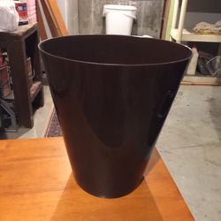 Small Waste Basket (plastic)