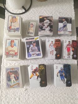 Topps 2025/ 2026 cards in bulk, 2025 allen & ginter, 2025 stadium club, 2026 heritage, 2025 signature class basketball/football