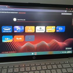 “HP Laptop 14”FHD, Touch, Qualcomm Snapdragon 7c Gen 2, 4GB RAM, 128 GB eMMC, Silver, Windows 11, 14-ed0123wm”
