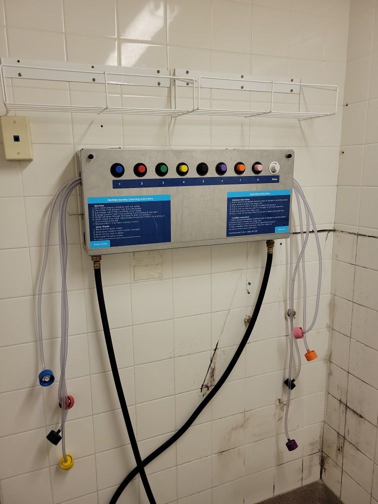 Petco Grooming Salon / PBS 9000