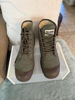 Shoes men’s size.13
