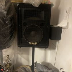Two Speakers YAMAHA