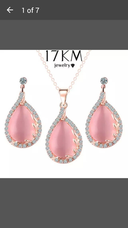 Romantic elegant:Rose plated:pink Color:Crystal
