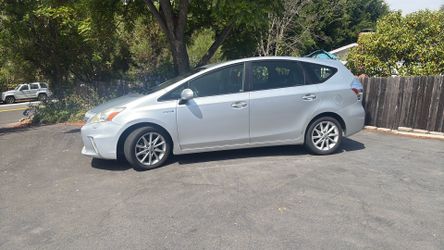 2013 Toyota Prius V