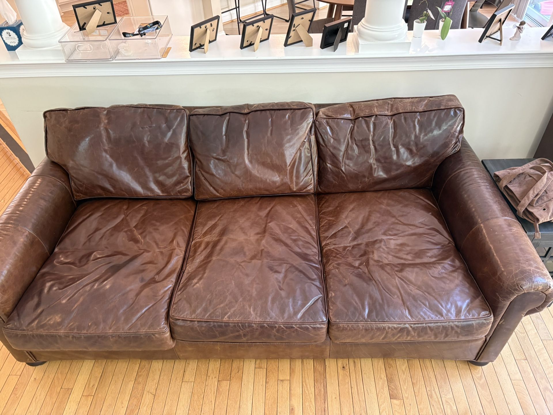 Restoration Hardware Original Lancaster Leather Sofá