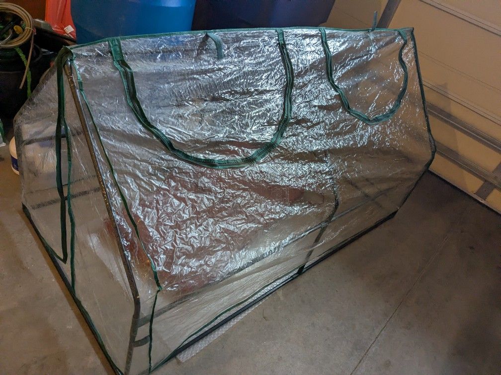 Greenhouse 69*35*35