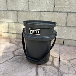 Yeti Bucket 