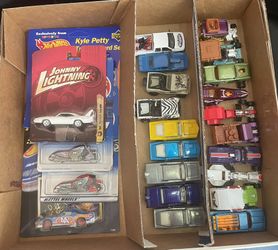 Die cast car lot