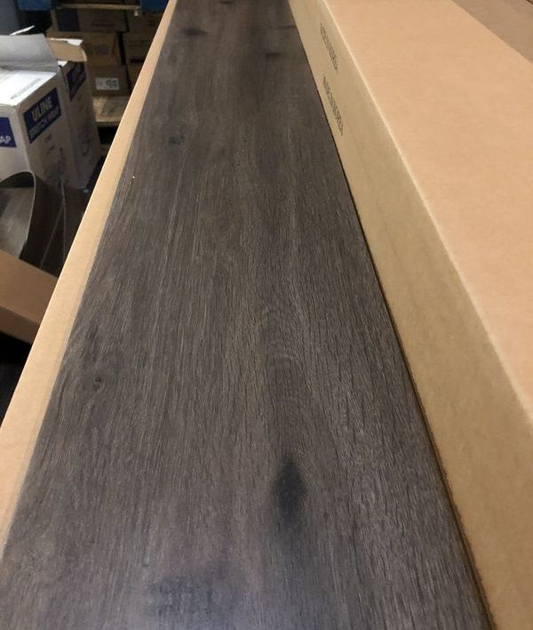 Luxury vinyl flooring!!! Only .88 cents a sq ft!! Liquidation close out! OH