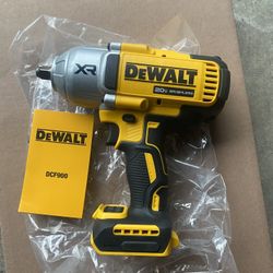 Dewalt 20V MAX Cordless 1/2 in. Impact Wrench (Tool Only)