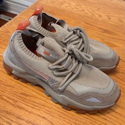 No Two Ways Sneakers — size 11