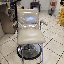 Stylist Chair