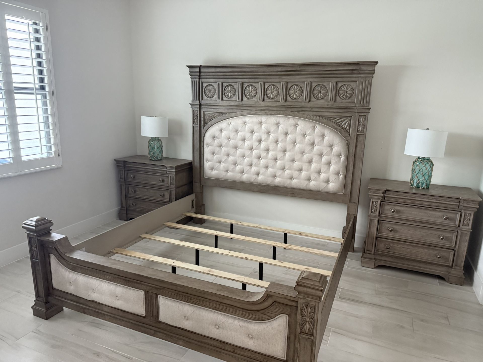 Master baedroom set
