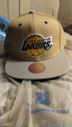 Snap back