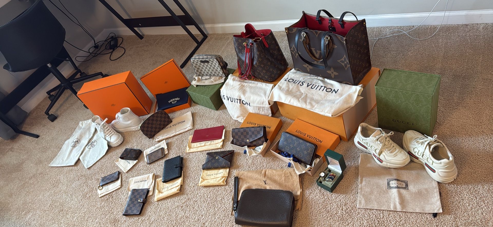 Bags/shoes
