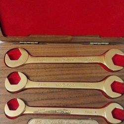 Gold Mac Tools