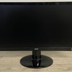 Acer Monitor June 2016. USED