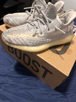 Yeezy boost v2 static