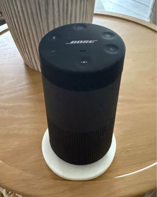 Premium Bose Portable Smart Speaker Revolve