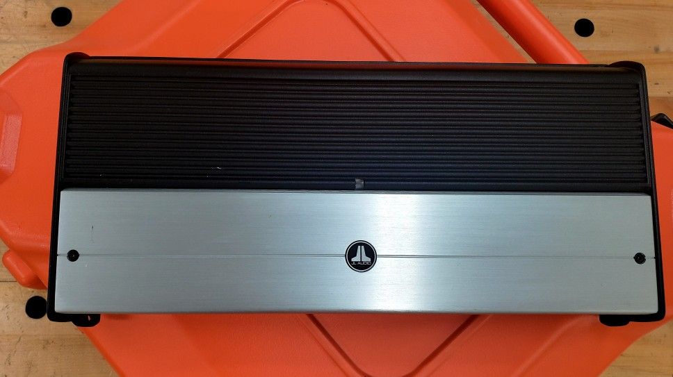 JL Audio XD1000/5v2 Car Audio Power Amp
