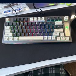 Wireless Mechanical Gaming Keyboard