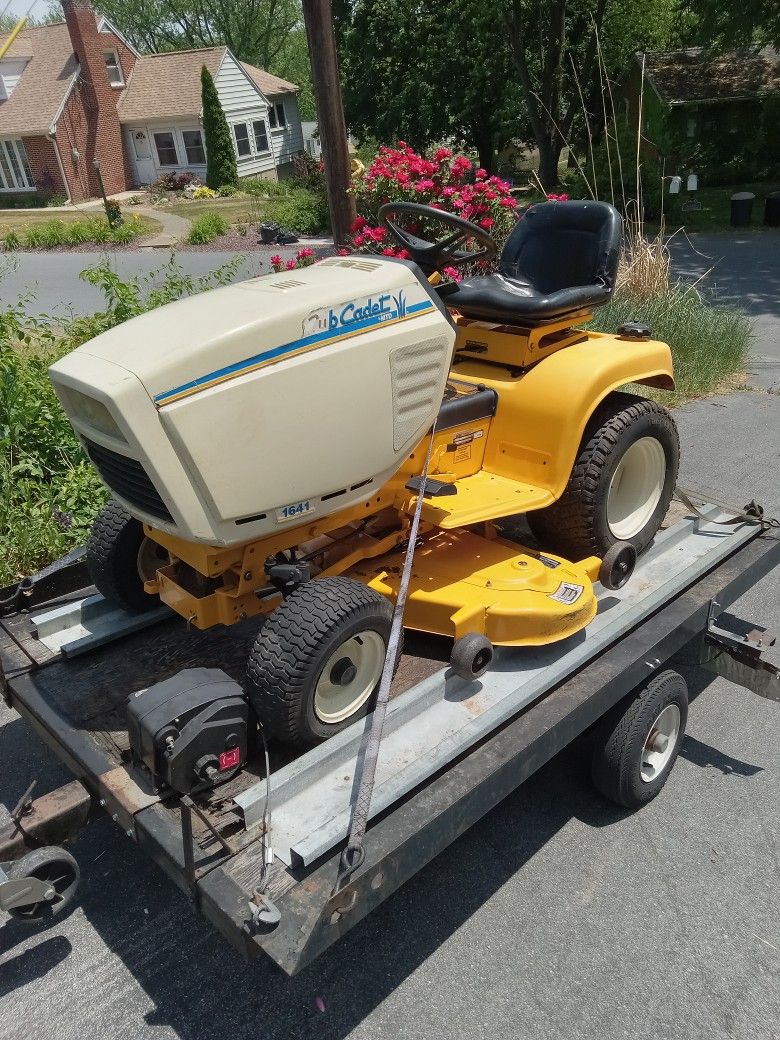 Cub Cadet Lawn Tractor
