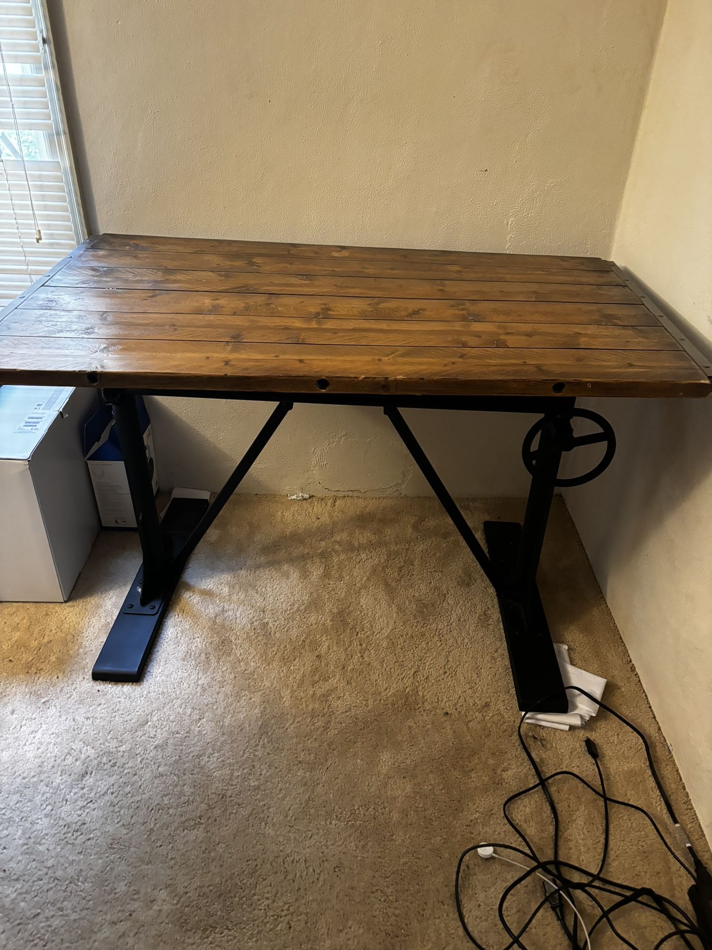 Crank Wooden desk