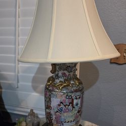 Vintage Asian Pair Of Lamps