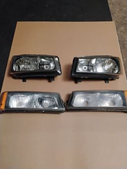 Chevrolet Silverado GM 1500 Complete Headlights OEM 2003-06