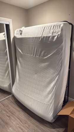 Full bed From Costco