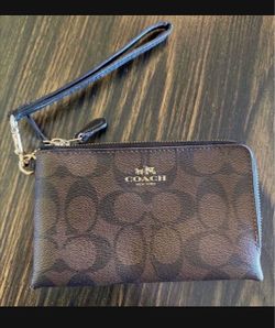 Double coach wallet