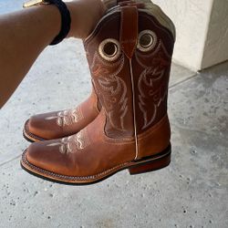 Cowboy Boots 