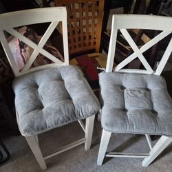 Bedroom Set And Chairs