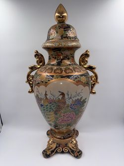 Large 27” Satsuma Style Vase w/ Lid – Gold Gilt