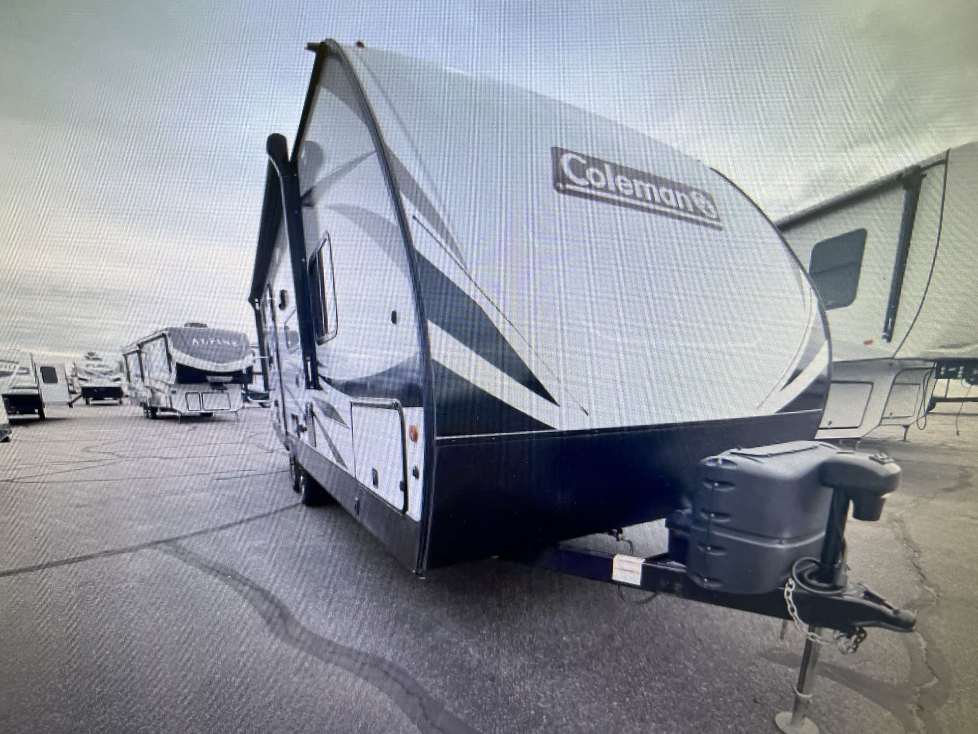2021COLEMAN LIGHT 2455BH