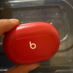 Beats Studio Buds
