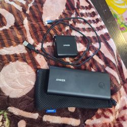 ANKER POWER BANK