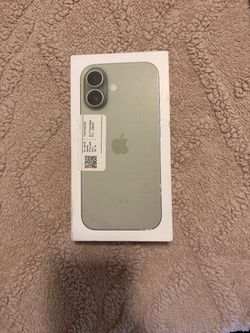 Apple iPhone 17 Green w/ box