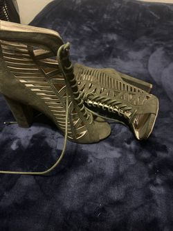 Olive green pumps #women heels