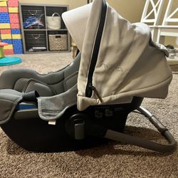 Nuna Pipa Infant Car Seat And/or 2 Nuna Car Seat Bases