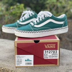 Vans Shoes, Old Skool, Green, (7 Men, 8.5 Women)