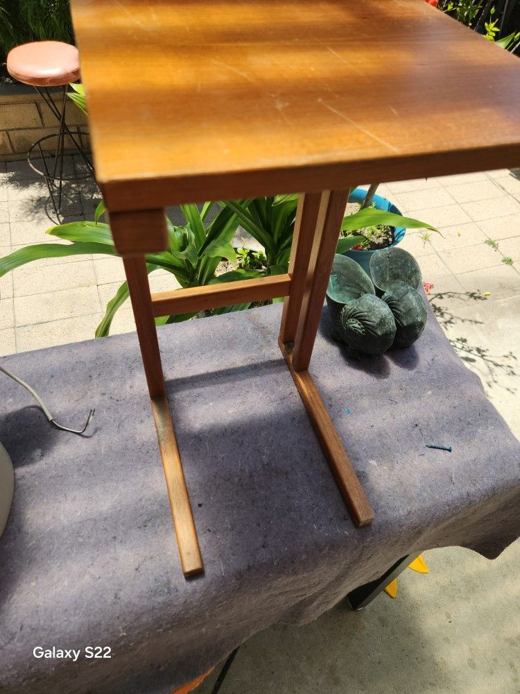 TEAK END TABLE