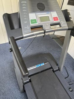 Treadmill Pro Form 550s XP Folded for Sale in Lynbrook NY OfferUp