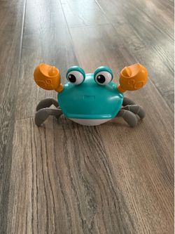 Baby crawling toys