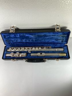 Gemeinhardt 2SP Silver Flute with Case – Student Band Instrument