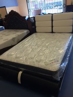 Queen bed with mattress $420