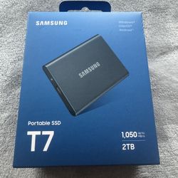 Samsung T7 Portable SSD 2TB USB 3.2 Gen 2