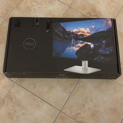 Dell UltraSharp 32 4K USB-C Hub Monitor (U3223QE)