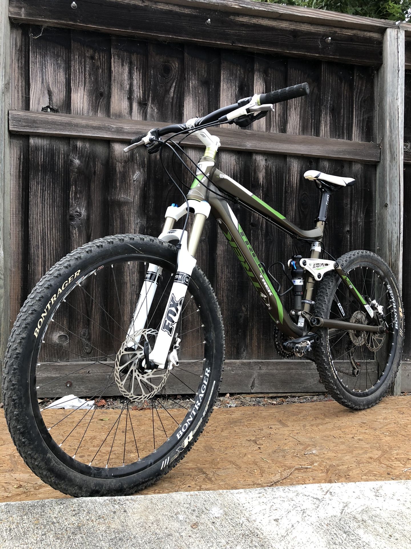 Trek Fuel EX 8 Full Suspension Mountain Bike MTB Specialized. Santa Cruz. Giant. Cannondale.